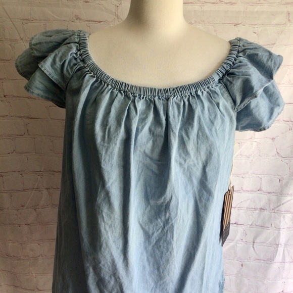 Cavalini Denim Collection Blue Ruffled Sleeve Blouse - Size Large - Picture 2 of 10